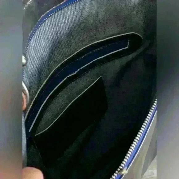 Christopher Kon Crossbody Bag Purse Authentic Leather Blue  Adjustable Strap - Picture 5 of 7